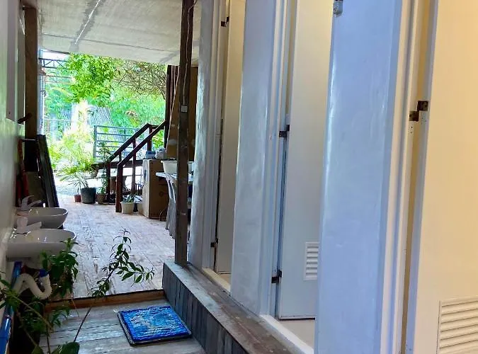 Hostel Babu Backpackers
